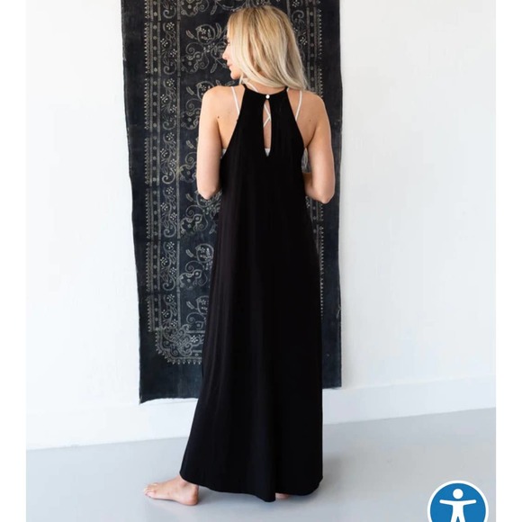 Three Bird Nest Cecily Crochet High Neck Maxi Dress - Picture 9 of 10